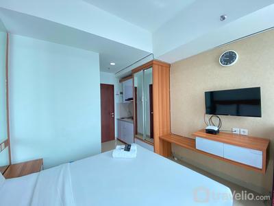 Apartemen Taman Melati Jatinangor - Monochrome Studio Room at Taman Melati Jatinangor Apartment By Travelio
