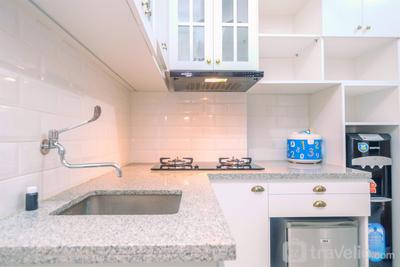 Apartemen Podomoro Golf View - Comfort Podomoro Golf View 2BR Apartment By Travelio