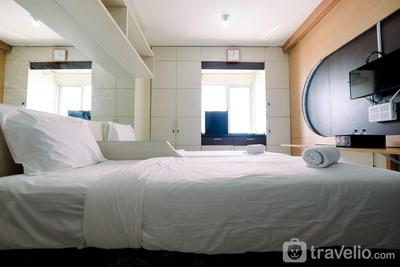 Apartemen East Park - East Park Studio Apartment with Twin Beds By Travelio