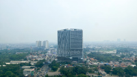 Apartemen Collins Boulevard - Unfurnished Studio with AC at Collins Boulevard Apartment By Travelio