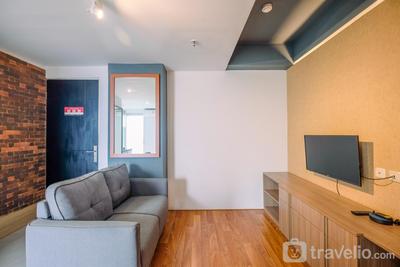 Warm and Homey 1BR at Pancoran Riverside Apartment By Travelio