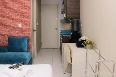 Apartemen Patraland Urbano - Cozy Stay and Tranquil Studio Patraland Urbano Apartment By Travelio