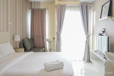 Apartemen Skylounge Tamansari - Minimalist and Stylish Studio Skylounge Tamansari Apartment By Travelio