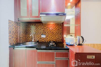Apartemen Green Palace Kalibata - Minimalist Studio Green Palace Kalibata Apartment near Public Transportation By Travelio