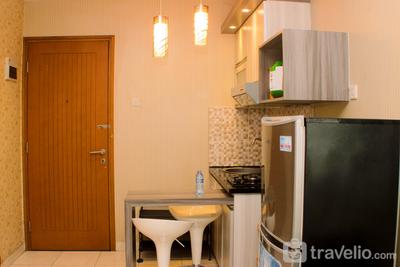 Apartemen Cinere Bellevue Suites - Homey and Tidy 2BR Apartment at Cinere Bellevue Suites By Travelio