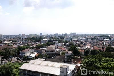 Apartemen Tamansari La Grande - Homey and Cozy 2BR Apartment at Tamansari La Grande By Travelio