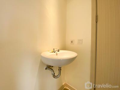 Apartemen Meikarta District 1 - Spacious Designed Unfurnished 2BR with AC at Meikarta Apartment By Travelio