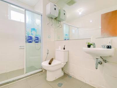 Apartemen Green Bay Condominium - Warm and Homey 2BR Apartment at Green Bay Condominium By Travelio