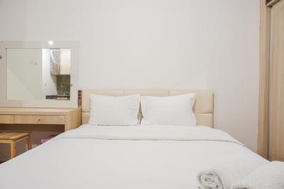 Apartemen Green Park View - Warm and Minimalist Studio at Green Park View Apartment By Travelio