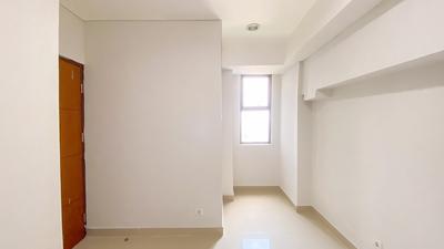 Apartemen Royal Olive Residence - Good Place 2BR Unfurnished with AC Apartment at Royal Olive Residence By Travelio
