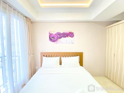 Homey Studio Room at Grand Asia Afrika Apartment By Travelio