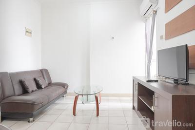 Nice and Homey 2BR Apartment Gajah Mada Mediterania By Travelio