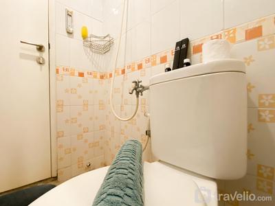 Apartemen Green Pramuka City - Nice and Comfort Living 1BR at Green Pramuka City Apartment By Travelio