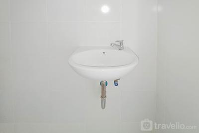 Apartemen Paltrow City - Cozy Studio Unfurnished with AC at Paltrow City Apartment By Travelio