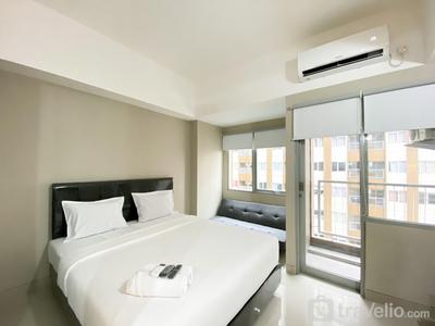 Simply Studio Room LRT City Jatibening Apartment By Travelio
