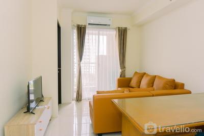 Modern Look and Homey 2BR at Great Western Resort Apartment By Travelio