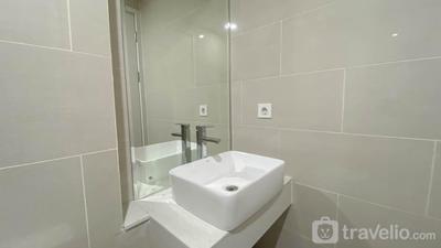 Apartemen Daan Mogot City - Unfurnished Studio with AC at 8th Floor Daan Mogot City Apartment By Travelio