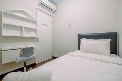 Apartemen Springlake Summarecon Bekasi - Spacious and Modern 2BR Springlake Summarecon Bekasi Apartment By Travelio