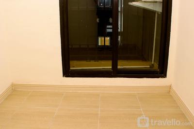 Apartemen Meikarta - Unfurnished 2BR with AC at 16th Floor Meikarta Apartment By Travelio