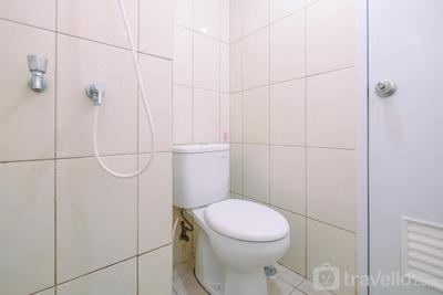 Apartemen Springlake Summarecon Bekasi - Unfurnished Studio with AC at 26th Pool View The Springlake Summarecon Apartment By Travelio