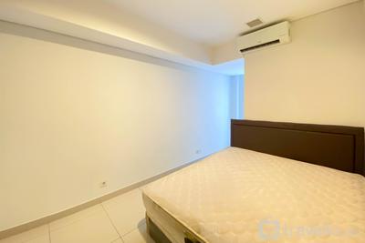 Apartemen Aspen Residence - Unfurnished 2BR with AC Apartment at 8th Floor Aspen Residence By Travelio