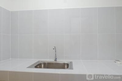 Apartemen Bale Hinggil - Unfurnished Studio Room with AC Apartment at Bale Hinggil By Travelio