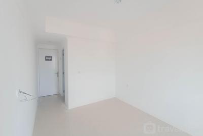 Apartemen Paltrow City - Cozy Studio Unfurnished with AC at Paltrow City Apartment By Travelio