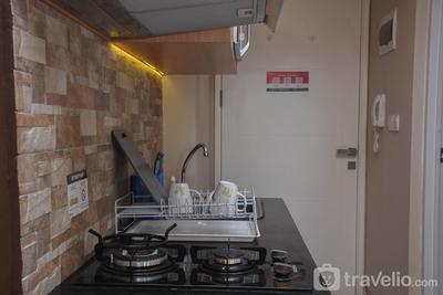 Apartemen Springlake Summarecon Bekasi - Cozy Living Studio at Springlake Summarecon Bekasi Apartment By Travelio