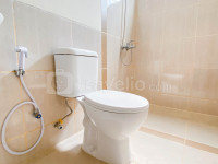 Apartemen Meikarta - Unfurnished 2BR with AC at Living Room Meikarta Apartment By Travelio