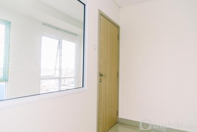 Apartemen Paradise Mansion - 2BR Unfurnished with AC at Paradise Mansion Apartment By Travelio