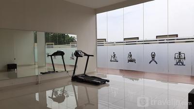 Apartemen Easton Park - Nice and Homey 1BR at Easton Park Apartment By Travelio