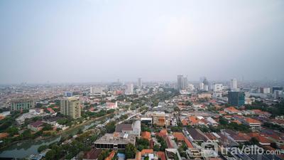 Apartemen Trillium Residence - Best Location and Homey 3BR Apartment at Trillium Residence By Travelio