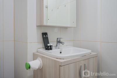 Apartemen Skylounge Tamansari - Minimalist and Stylish Studio Skylounge Tamansari Apartment By Travelio