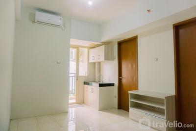 Apartemen Green Lake View - Unfurnished Combined 2BR Green Lake View Apartment with AC By Travelio