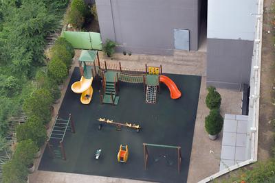 Apartemen Nifarro Park - Cozy Studio at Nifarro Park Apartment By Travelio