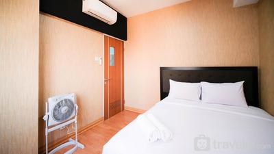 Apartemen Puncak Dharmahusada - Homey 2BR with Extra Room at Puncak Dharmahusada Apartment By Travelio