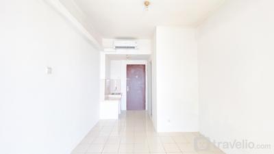 Apartemen Puri Park View - Studio Unfurnished with AC Apartment at Puri Park View By Travelio