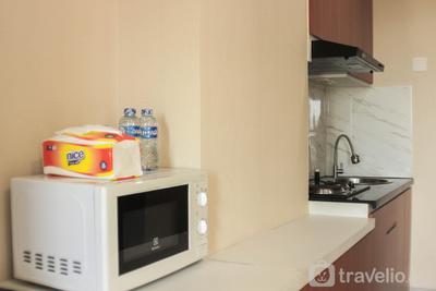 Apartemen Grand Dhika City Jatiwarna - Comfort and Cozy Stay Studio at Grand Dhika City Jatiwarna Apartment By Travelio