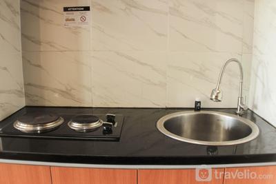 Apartemen Grand Dhika City Jatiwarna - Comfort and Cozy Stay Studio at Grand Dhika City Jatiwarna Apartment By Travelio