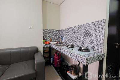 Apartemen Nifarro Park - Garden View Studio at Nifarro Park Apartment By Travelio