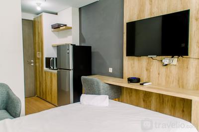 Apartemen Emerald Bintaro - Cozy and Warm Studio Room (No Kitchen) at Emerald Bintaro Apartment By Travelio