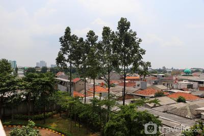 Apartemen West Vista - Fancy and Nice Studio Room at West Vista Apartment By Travelio