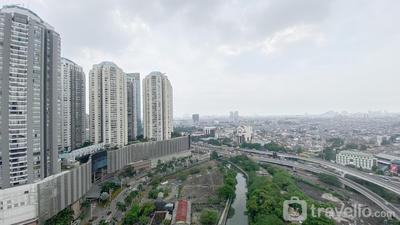 Apartemen Westmark Tanjung Duren - Comfort and Cozy Living Studio Room at Westmark Tanjung Duren Apartment By Travelio