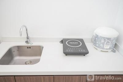 Apartemen Tree Park City Cikokol - Modern Studio Apartment at Tree Park Cikokol By Travelio