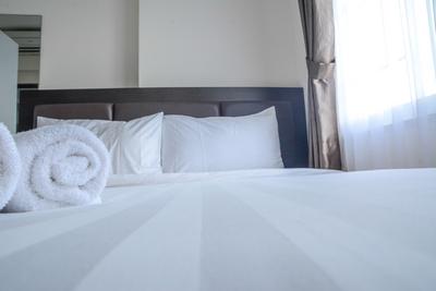 Apartemen Puri Park View - Modern 2BR Puri Park View Apartment Near Lippo Puri By Travelio