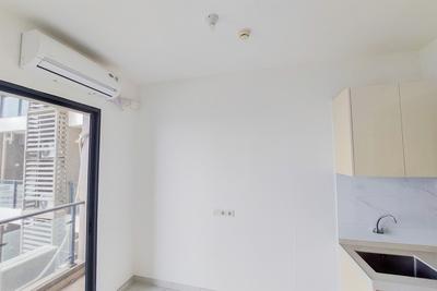 Apartemen Sky House BSD - Simply Unfurnished Studio with AC at Sky House BSD Apartment By Travelio