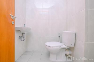 Apartemen Evenciio Margonda - Unfurnished Studio Room with AC at Evenciio Margonda Apartment By Travelio