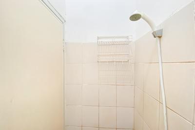 Apartemen Pancoran Riverside - Unfurnished 2BR with AC at Master Bedroom Pancoran Riverside Apartment By Travelio