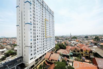 Apartemen Bassura City - Cozy 2BR Bassura City Apartment with City View By Travelio
