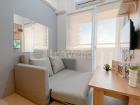 Apartemen Green Pramuka City - Compact 2BR Apartment Direct Access to Mall at Green Pramuka City By Travelio